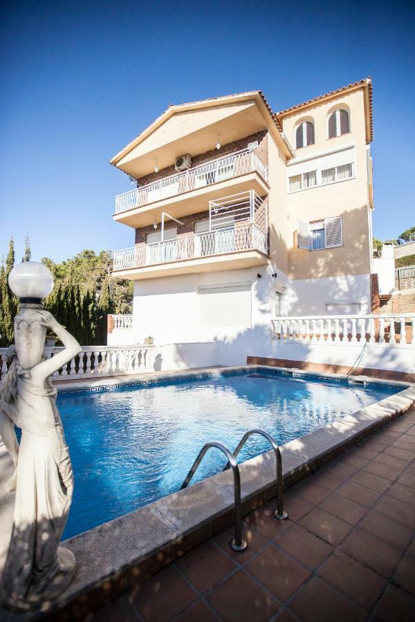 3 Carrer Puig I Cadafalch * Lloret de Mar
